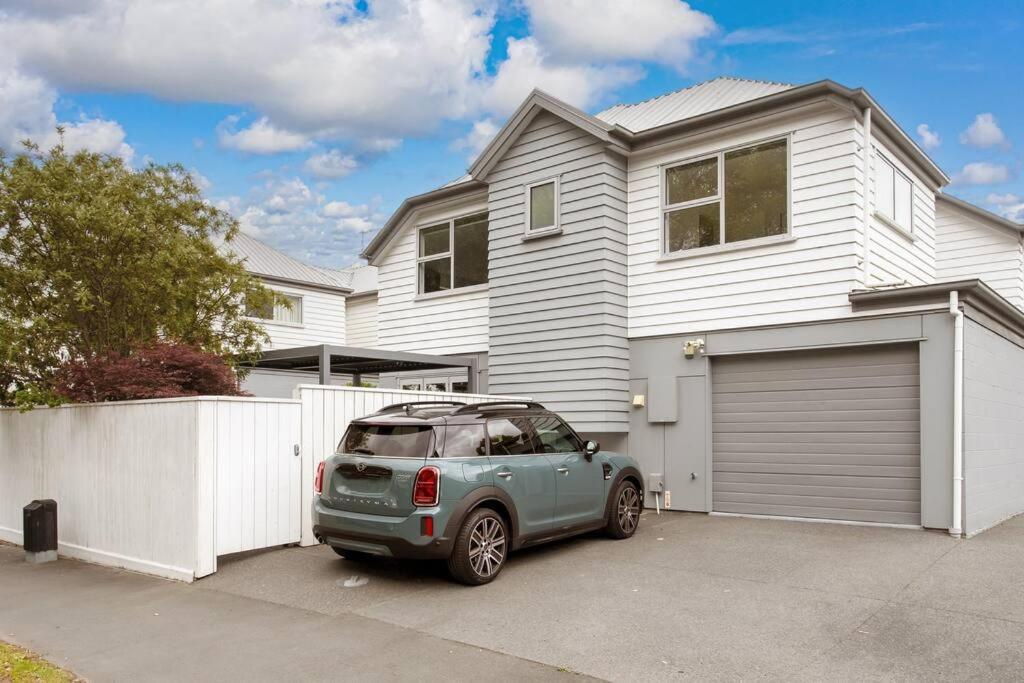 Apartament Convenient Urban Townhouse 2 Carparks Available Christchurch Zewnętrze zdjęcie